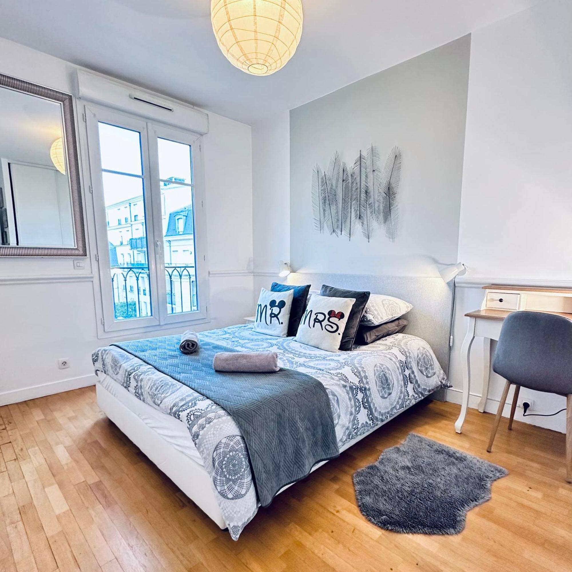 Cosy Apartment Carre Elysee เซร์ริส ภายนอก รูปภาพ